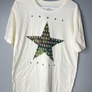 Universal studios White Graphic Star T-Shirt Sz L